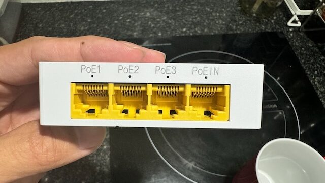 Setting up a PoE-powered PoE Switch